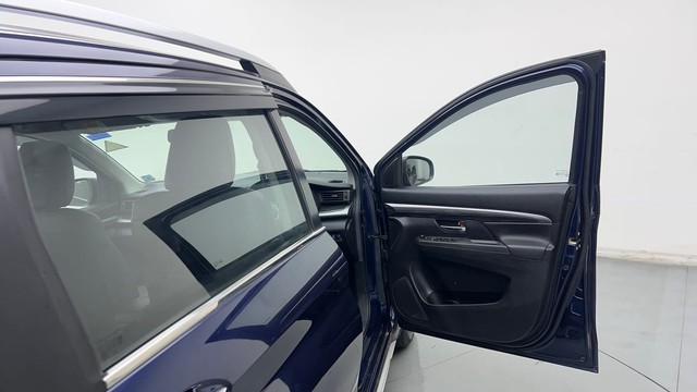 Second-hand 2023 Maruti Suzuki XL6 Zeta AT for sale in Gurgaon-16