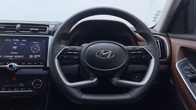 Second-hand 2023 Hyundai Alcazar Platinum AE Turbo 7Str for sale in Gurgaon-26