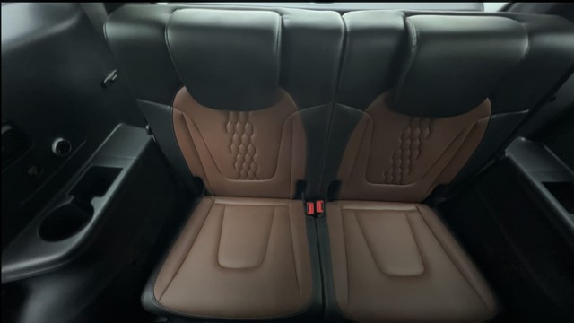 Second-hand 2023 Hyundai Alcazar Platinum AE Turbo 7Str for sale in Gurgaon-40