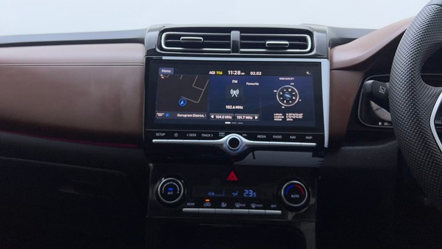 Second-hand 2023 Hyundai Alcazar Platinum AE Turbo 7Str for sale in Gurgaon-23