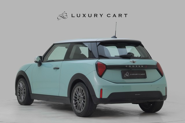 Second-hand 2026 Mini Cooper S Classic Pack for sale in Gurgaon-7