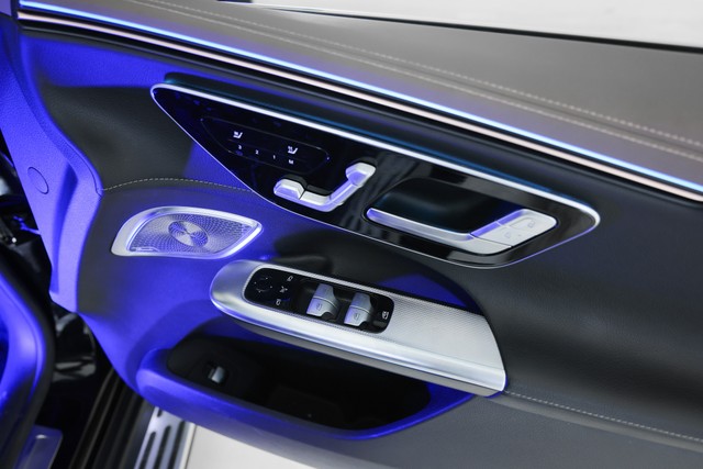 Second-hand 2024 Mercedes-Benz EQE SUV 500 4MATIC for sale in Gurgaon-7