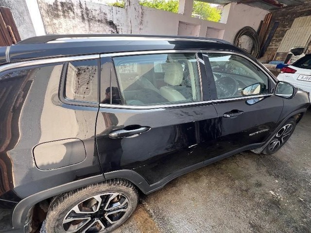 Second-hand 2022 Jeep Compass 2.0 Limited 4X4 Opt Diesel AT BSVI for sale in Bundi-9