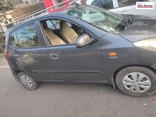 Second-hand 2014 Hyundai i10 Magna for sale in New Delhi-8