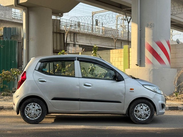Second-hand 2014 Hyundai i10 Magna for sale in New Delhi-1
