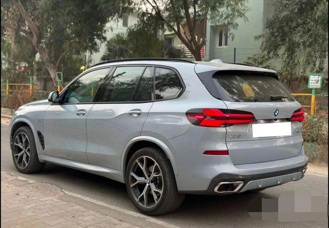 Second-hand 2024 BMW X5 xDrive30d M Sport for sale in Chennai-4