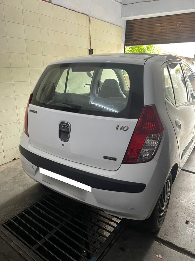 Hyundai i10 Era 1.1 Second-hand 2010 Hyundai i10 Era 1.1 for sale in Amritsar-2