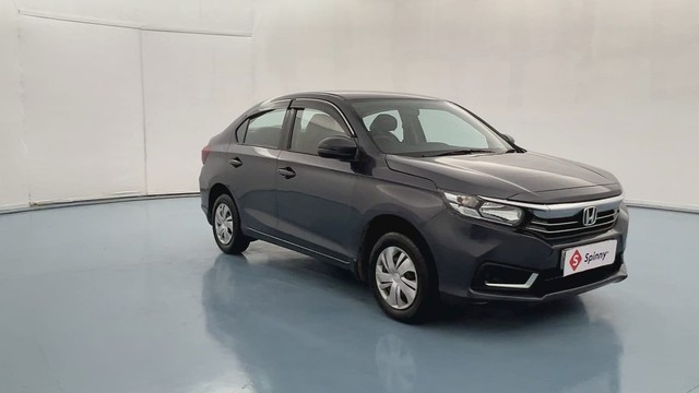 Second-hand 2022 Honda Amaze V for sale in Kanpur-1