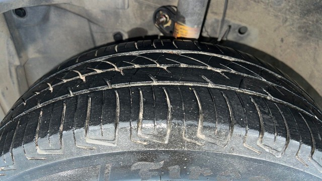 Second-hand 2022 Honda Amaze V for sale in Kanpur-34