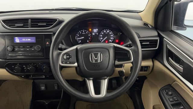 Second-hand 2022 Honda Amaze V for sale in Kanpur-27