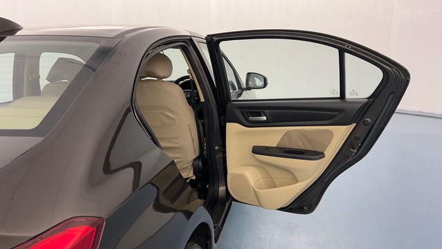 Second-hand 2019 Honda Amaze V Petrol BSIV for sale in Lucknow-23