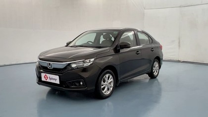 Second-hand 2019 Honda Amaze V Petrol BSIV for sale in Lucknow