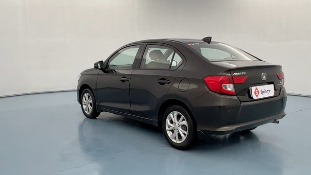 Second-hand 2019 Honda Amaze V Petrol BSIV for sale in Lucknow-5