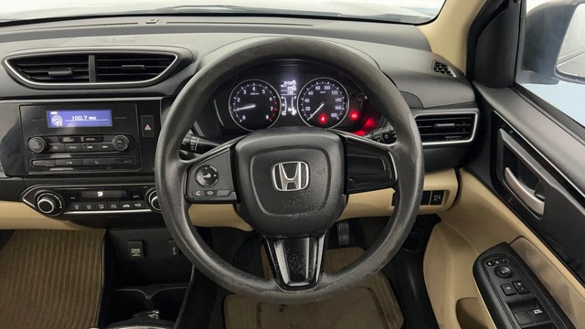 Second-hand 2019 Honda Amaze V Petrol BSIV for sale in Lucknow-35