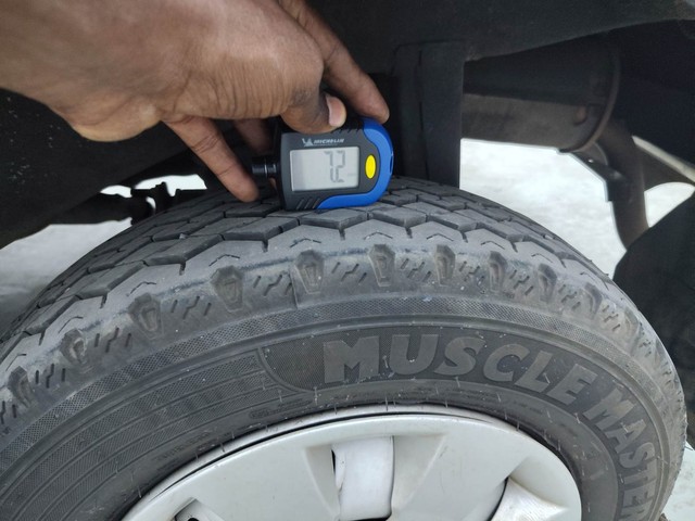 Second-hand 2021 Maruti Eeco 5 Seater AC BSVI for sale in Visakhapatnam-37