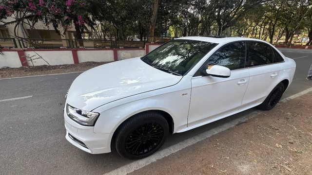 Second-hand 2017 Audi A4 35 TDI Premium Plus for sale in Bangalore-8