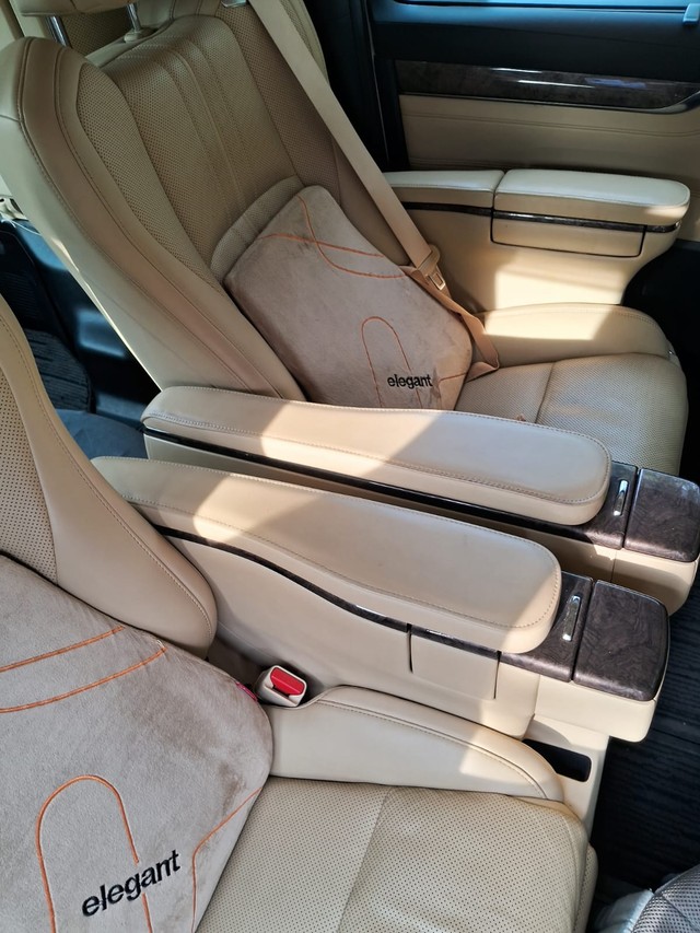 Second-hand 2021 Toyota Vellfire Executive Lounge BSVI for sale in Gurgaon-11