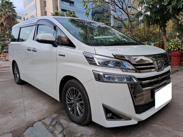 Second-hand 2021 Toyota Vellfire Executive Lounge BSVI for sale in Gurgaon-13