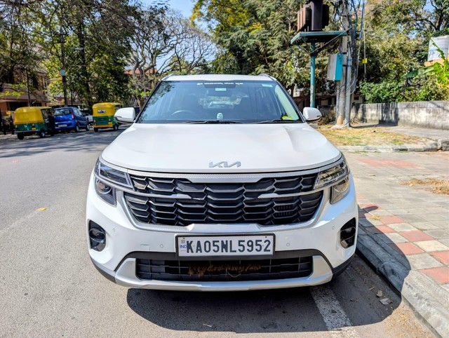 Second-hand 2024 Kia Seltos HTK Plus Diesel for sale in Bangalore-5