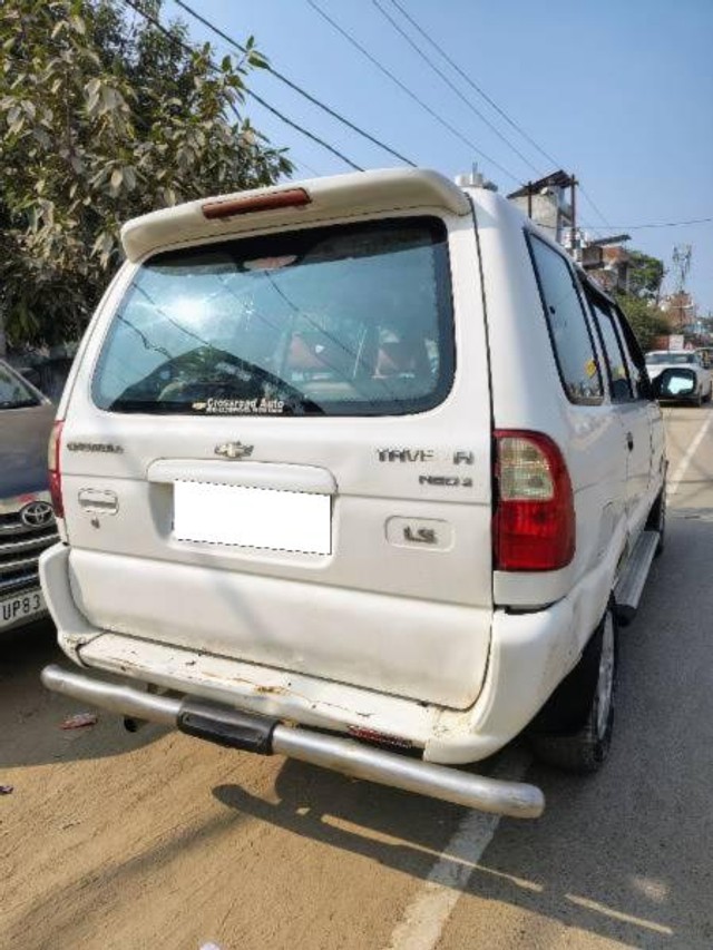 Second-hand 2013 Chevrolet Tavera Neo 3 7 Seats BSIV for sale in Fatehpur-1