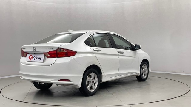 Second-hand 2016 Honda City V MT for sale in Jaipur-3