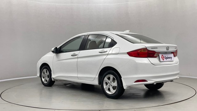 Second-hand 2016 Honda City V MT for sale in Jaipur-5
