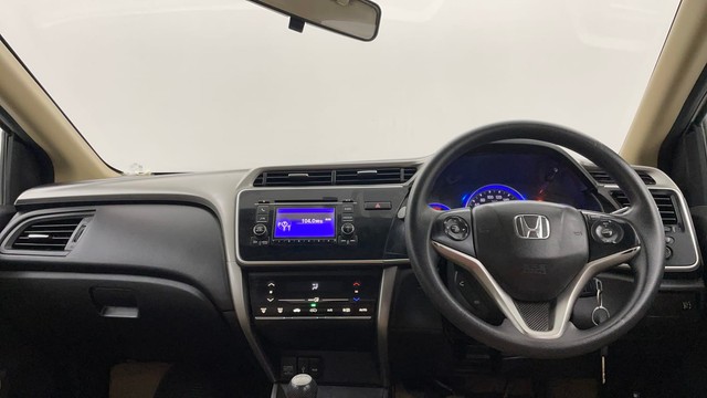 Second-hand 2016 Honda City V MT for sale in Jaipur-11