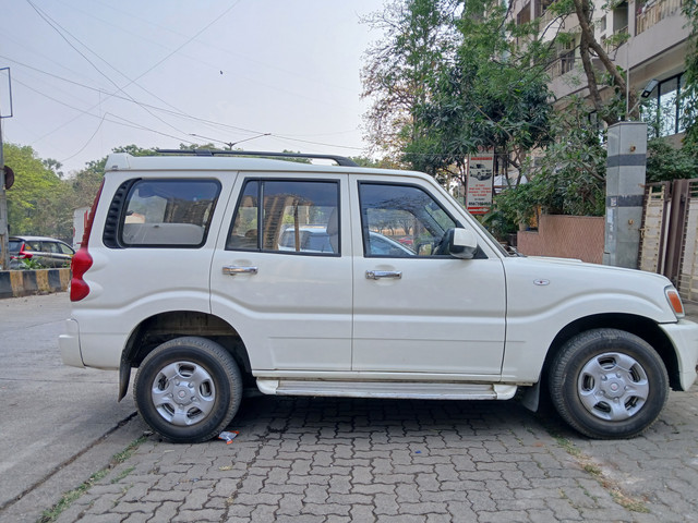 Second-hand 2013 Mahindra Scorpio EX for sale in Mumbai-10