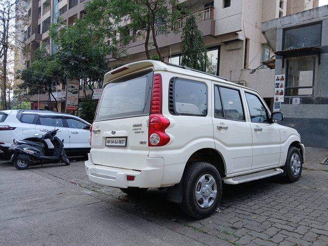 Second-hand 2013 Mahindra Scorpio EX for sale in Mumbai-12