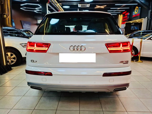 Second-hand 2016 Audi Q7 45 TDI Quattro Premium Plus for sale in Mumbai-1
