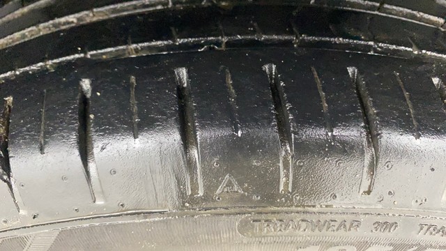 Second-hand 2022 Maruti Baleno Alpha for sale in Chennai-32