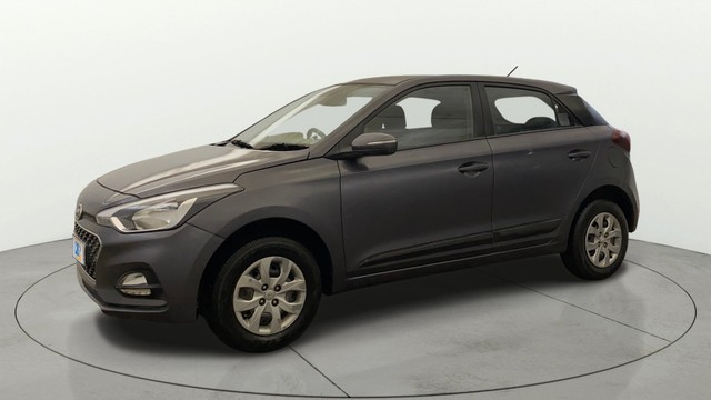 Second-hand 2018 Hyundai i20 1.2 Spotz for sale in Noida-6