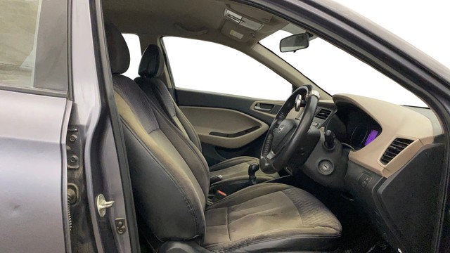 Second-hand 2018 Hyundai i20 1.2 Spotz for sale in Noida-15