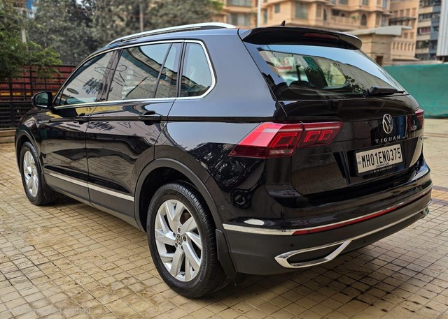 Second-hand 2024 Volkswagen Tiguan 2.0 TSI Elegance for sale in Mumbai-17