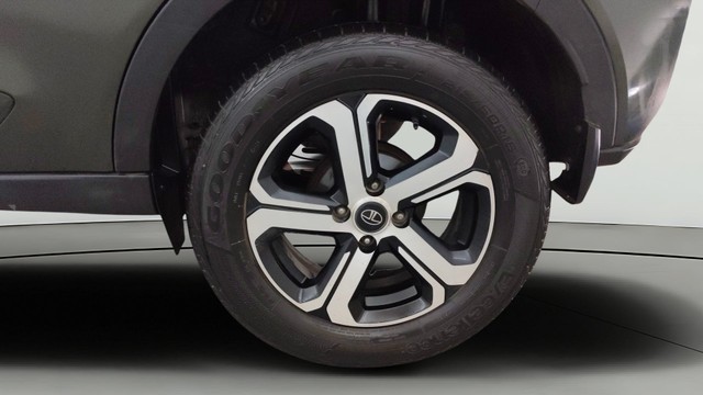 Tata Nexon XZ Plus S 2020-2022 Second-hand 2021 Tata Nexon XZ Plus S 2020-2022 for sale in Pune-27