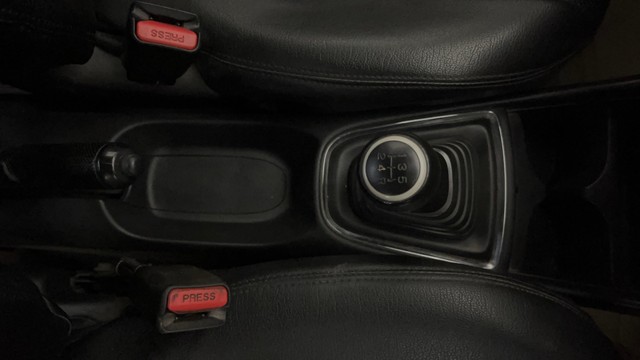 Second-hand 2019 Honda Amaze VX Opt Petrol BSIV for sale in Noida-13