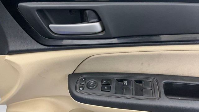 Second-hand 2019 Honda Amaze VX Opt Petrol BSIV for sale in Noida-17