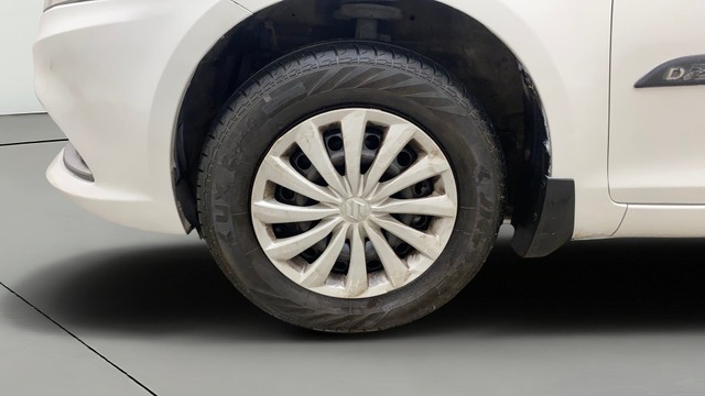 Second-hand 2016 Maruti Suzuki Swift Dzire VXI Optional for sale in Hyderabad-29