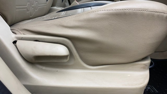 Second-hand 2016 Maruti Suzuki Swift Dzire VXI Optional for sale in Hyderabad-3