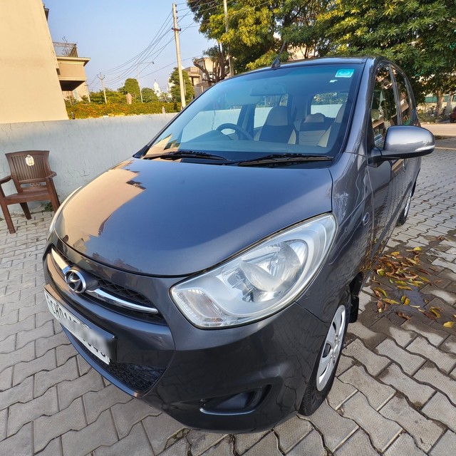 Second-hand 2011 Hyundai i10 Magna for sale in Chandigarh-3