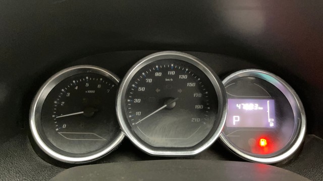 Second-hand 2021 Renault Duster RXZ Turbo CVT for sale in Noida-11