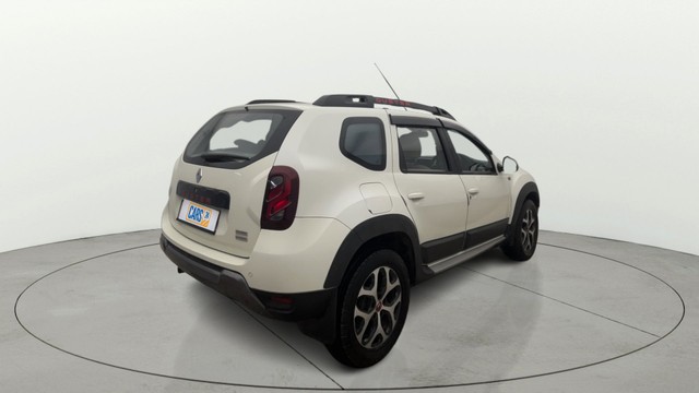 Second-hand 2021 Renault Duster RXZ Turbo CVT for sale in Noida-2