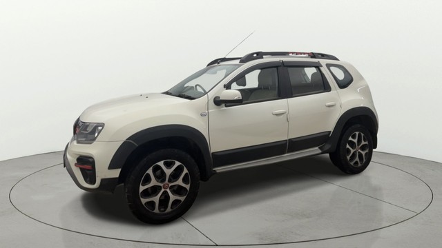 Second-hand 2021 Renault Duster RXZ Turbo CVT for sale in Noida-6