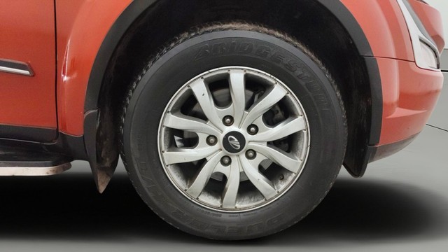 Mahindra XUV500 W9 Second-hand 2017 Mahindra XUV500 W9 for sale in Pune-24