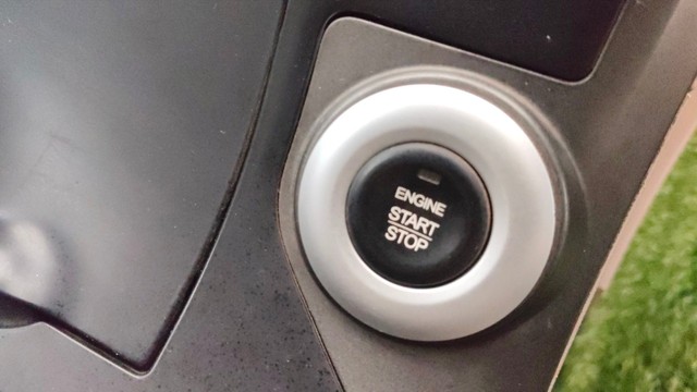 Mahindra XUV500 W9 Second-hand 2017 Mahindra XUV500 W9 for sale in Pune-23