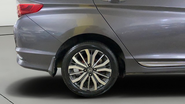 Second-hand 2018 Honda City i-VTEC CVT ZX for sale in Surat-25