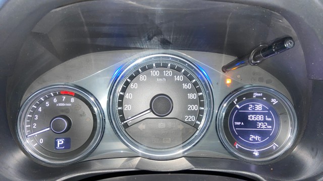 Second-hand 2018 Honda City i-VTEC CVT ZX for sale in Surat-11