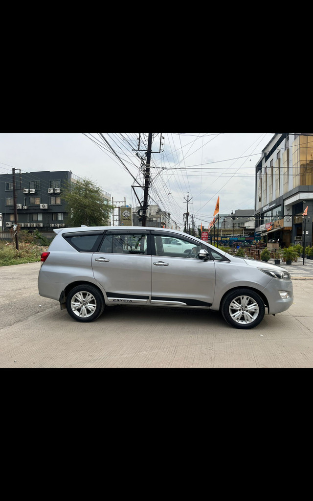 Second-hand 2016 Toyota Innova 2.5 ZX Diesel 7 Seater for sale in Indore-1