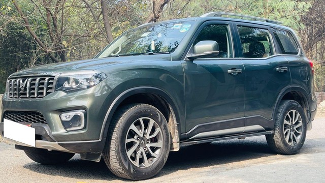 Second-hand 2023 Mahindra Scorpio N Z8L AT BSVI for sale in New Delhi-6