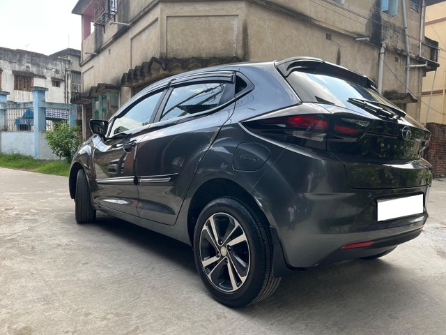 Second-hand 2022 Tata Altroz XZ BSVI for sale in Kolkata-4